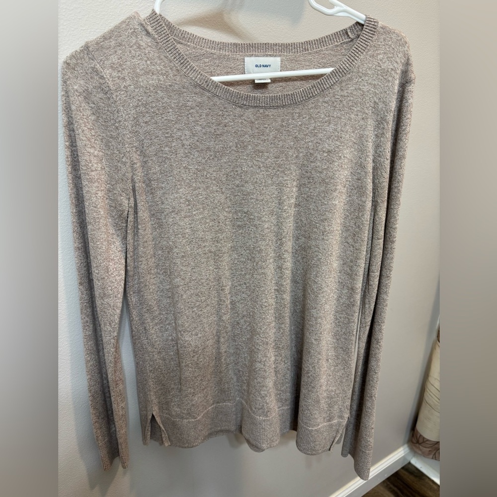 Old Navy Women's Beige Crew Neck Sweater